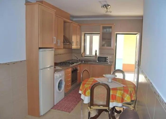 Casas Da Cacilda I * Nazaré